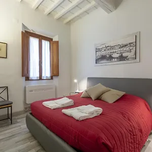 ponte-vecchios-nest.it-tuscanyhotel.com/
