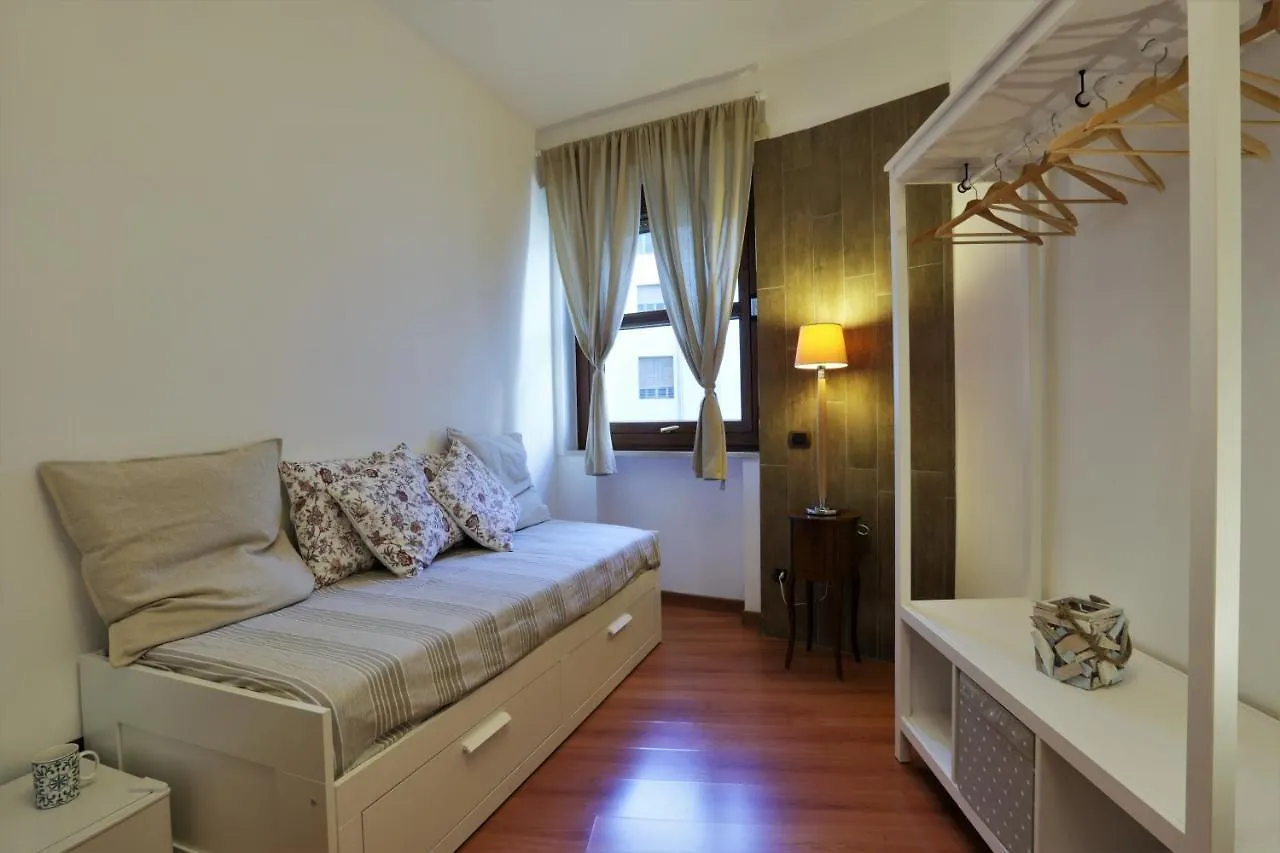 Napoli Vesuvio Apartments Italia