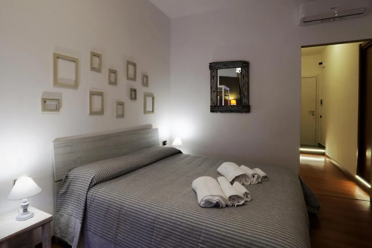 Napoli Vesuvio Apartments 0*, Nápoles Italia