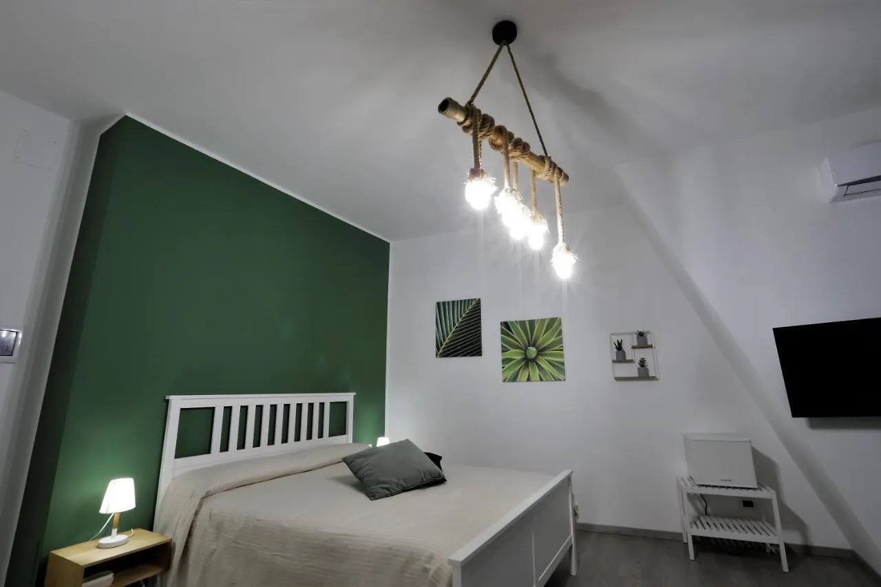 Napoli Vesuvio Apartments Italia